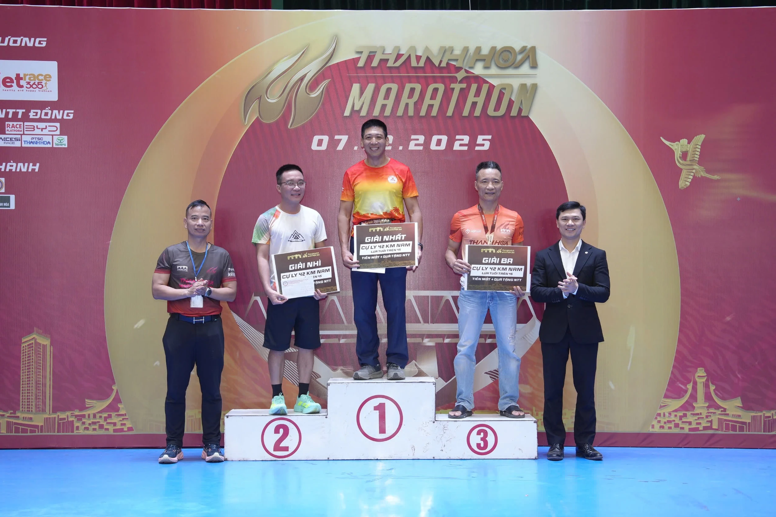 Gần 2.000 vận động viên tranh tài tại giải Thanh Hóa Marathon lần thứ II, năm 2025