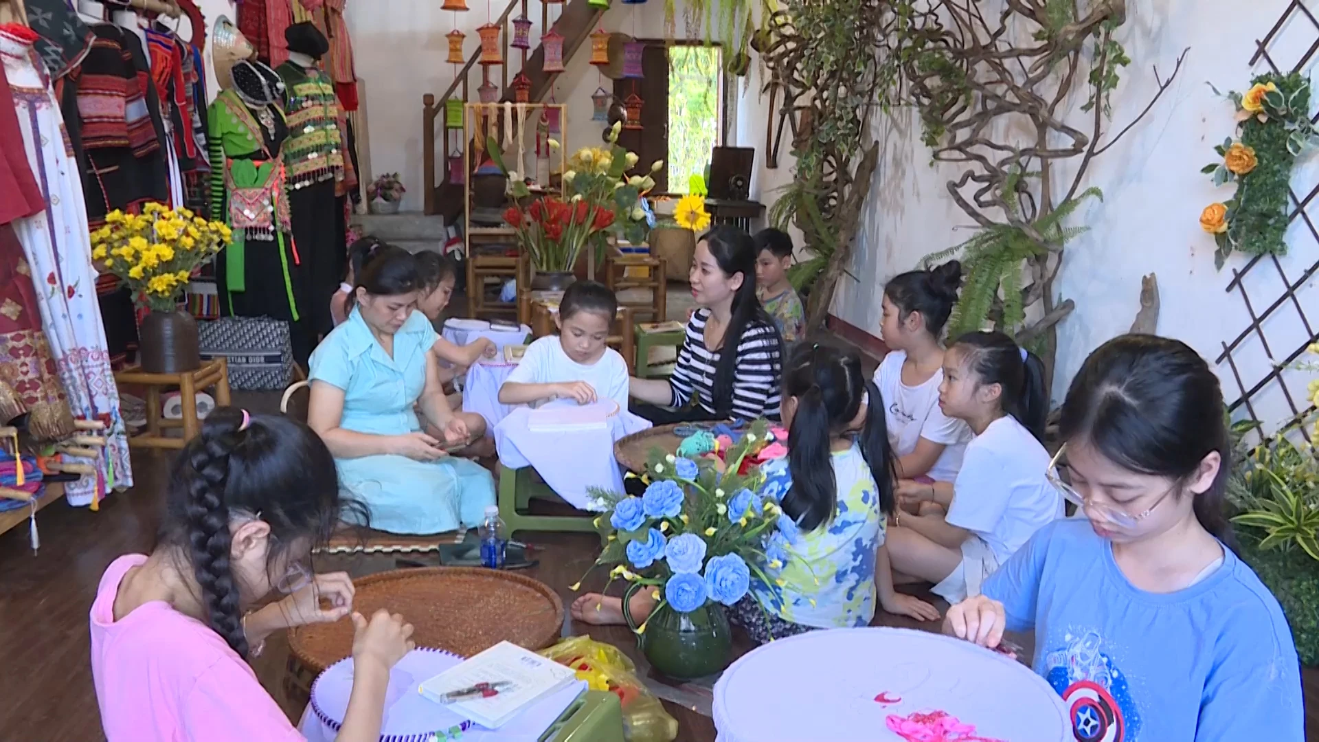 Giữ lửa nghề thêu tay