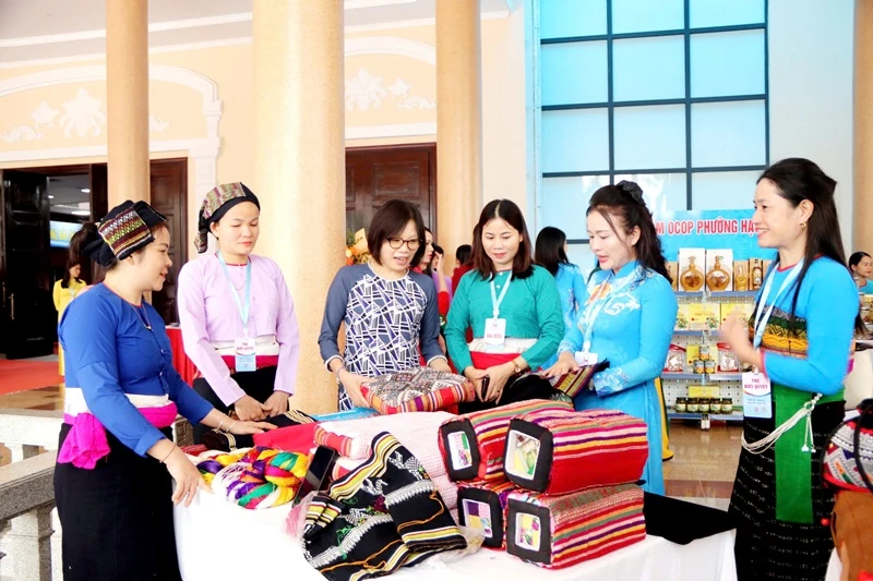 Trưng bày, kết nối tiêu thụ sản phẩm tiêu biểu tại Đại hội đại biểu phụ nữ tỉnh Thanh Hóa lần thứ XIX