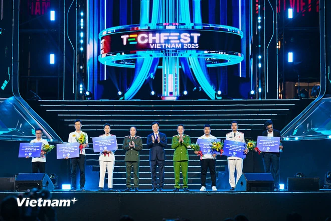 Toàn cảnh Lễ khai mạc Techfest Việt Nam 2025