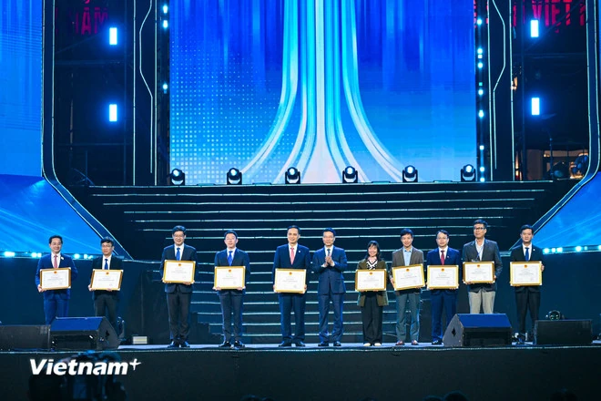 Toàn cảnh Lễ khai mạc Techfest Việt Nam 2025