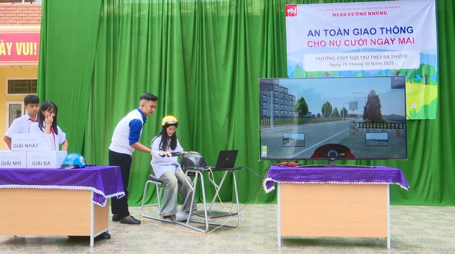 Trang bị kỹ năng sống an toàn cho học sinh