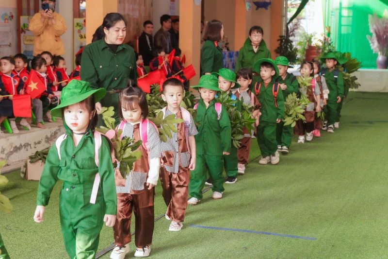 Hấp dẫn chương trình “Bé tập làm chiến sĩ”