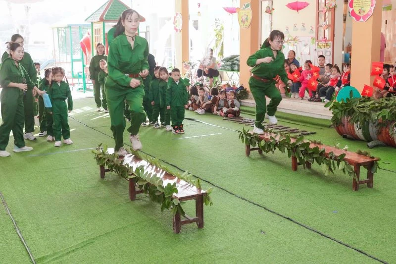 Hấp dẫn chương trình “Bé tập làm chiến sĩ”