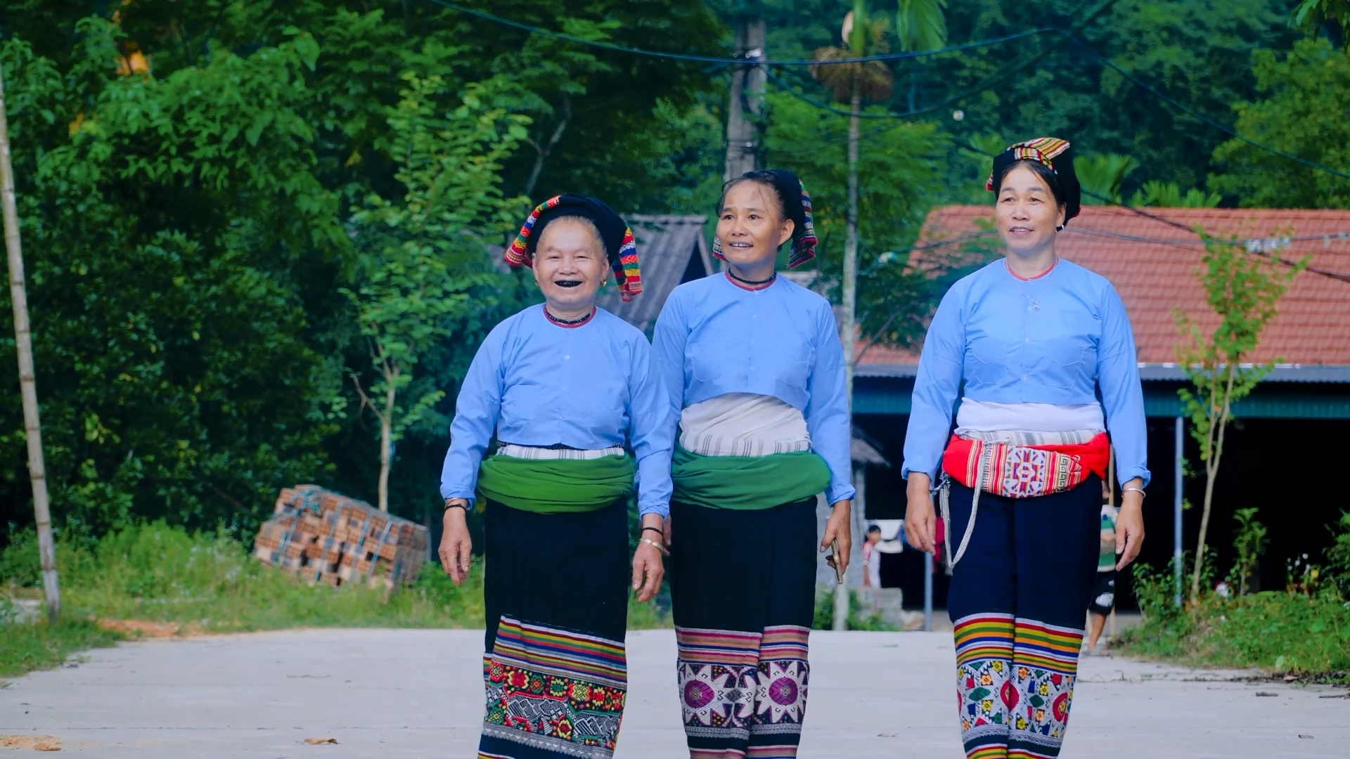 Khát vọng xanh hóa bản làng