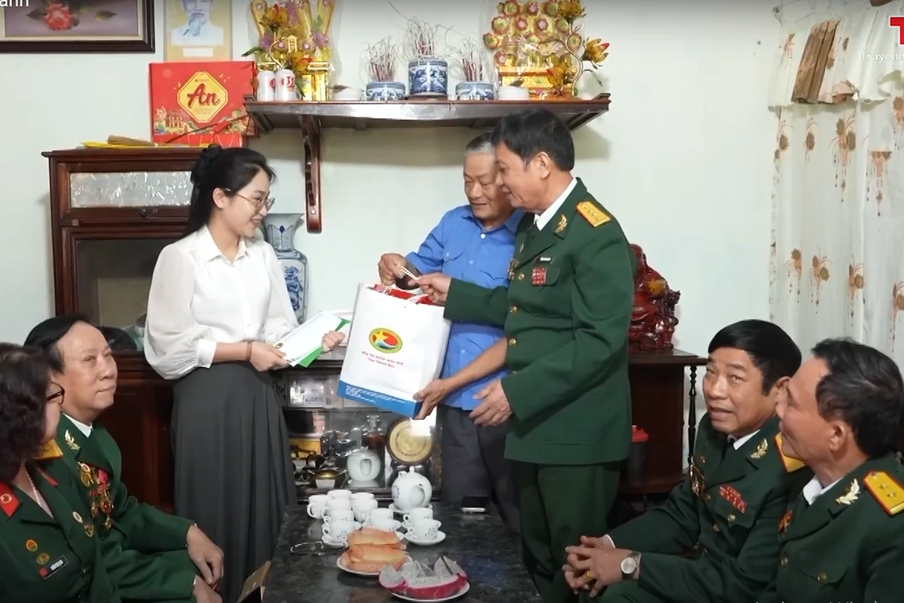 Ấm tình đồng đội