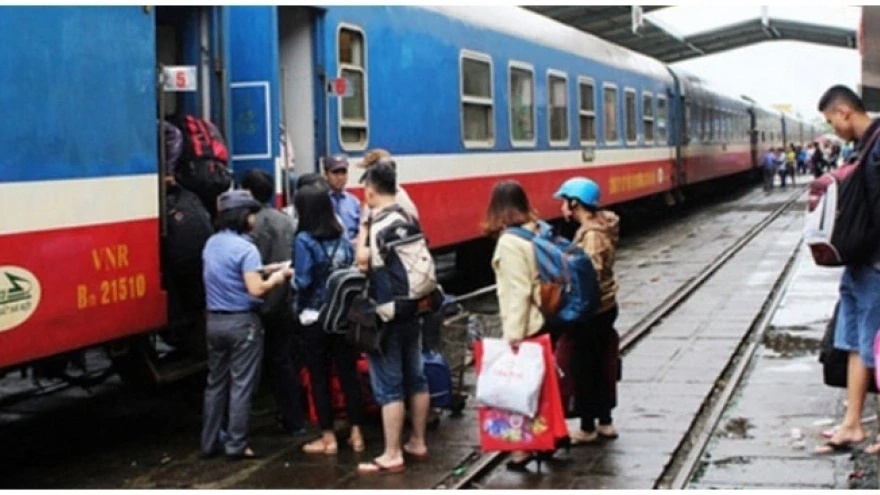 Đường sắt chạy thêm 11 chuyến tàu trong dịp cao điểm Tết Bính Ngọ 2026
