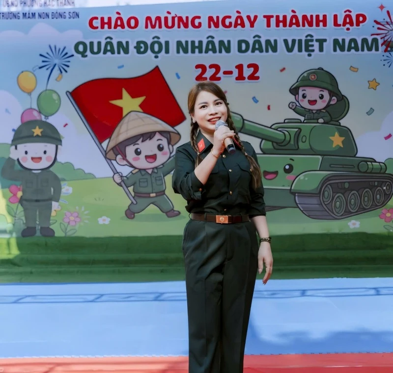 Học sinh mầm non đồng diễn kỷ niệm 81 năm Ngày thành lập Quân đội Nhân dân Việt Nam