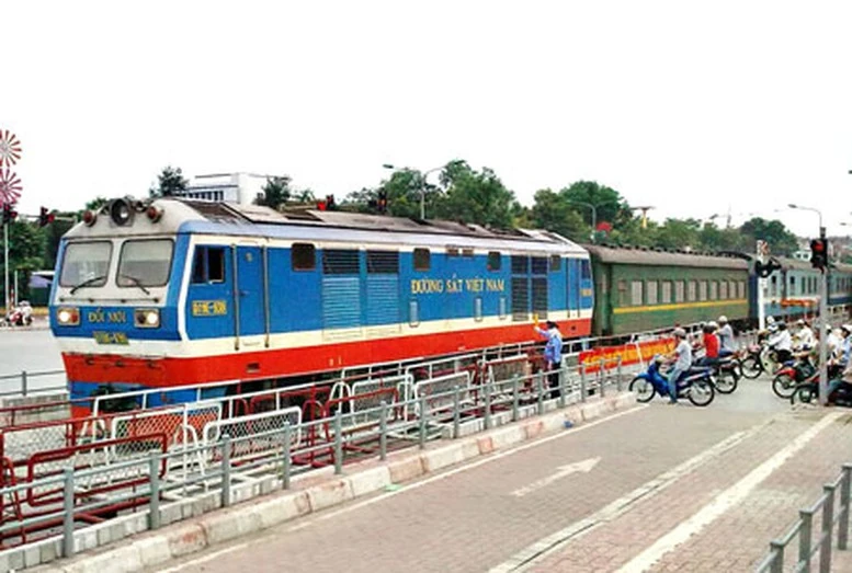 Tăng cường quản lý các vị trí nguy hiểm, bảo đảm an toàn giao thông đường sắt