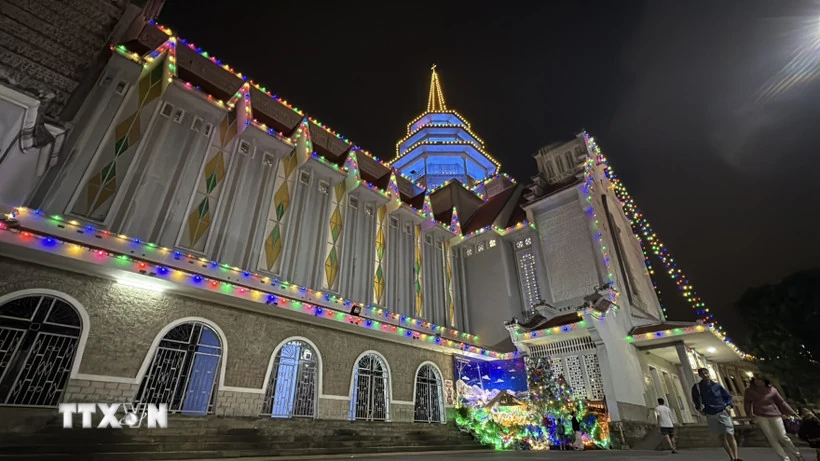 Noel ở Việt Nam - từ lễ hội du nhập đến ngày hội cộng đồng