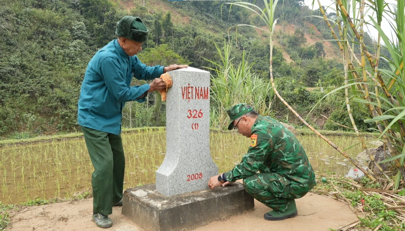 “Cột mốc sống” nơi phên dậu Tổ quốc