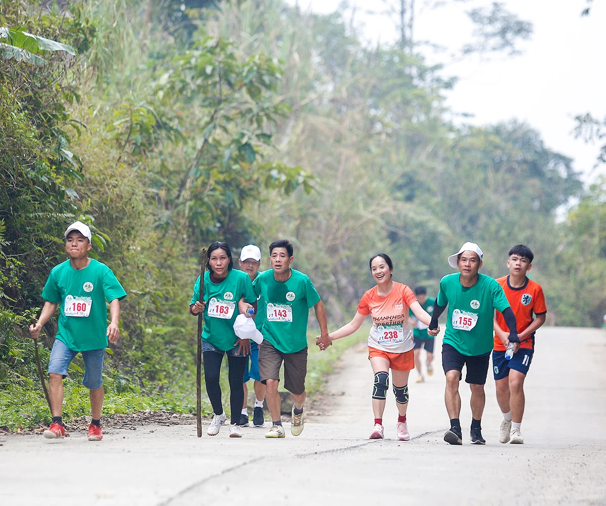 Sự kiện thể thao kết hợp du lịch lần đầu tiên được tổ chức tại xã Cổ Lũng