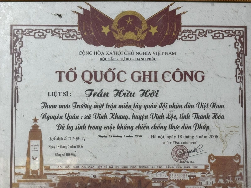 Chiến sĩ trung kiên Trần Hữu Hỡi