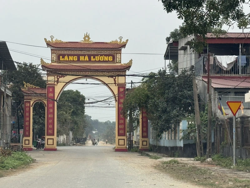 Chiến sĩ trung kiên Trần Hữu Hỡi