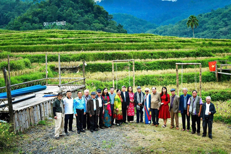 Văn học nghệ thuật - Một năm nhiều giải thưởng