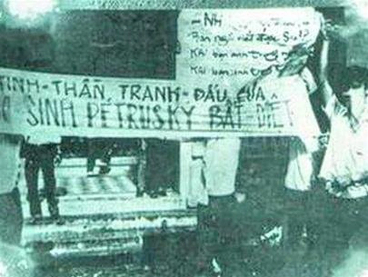 Ngày này năm xưa (9/1): Hơn 2.000 học sinh, sinh viên Sài Gòn biểu tình chống chính quyền bù nhìn, tay sai Pháp