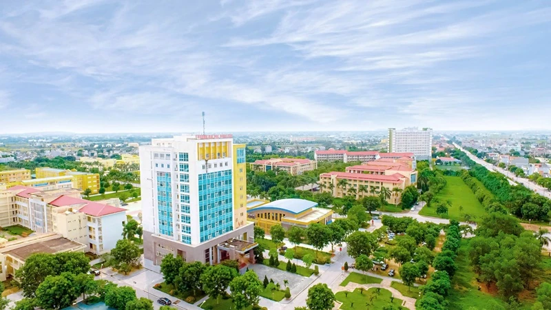 Trường Đại học Hồng Đức thuộc nhóm dẫn đầu các trường trực thuộc địa phương