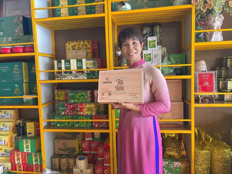 Khi cây sen toả hương trên đất xứ Thanh