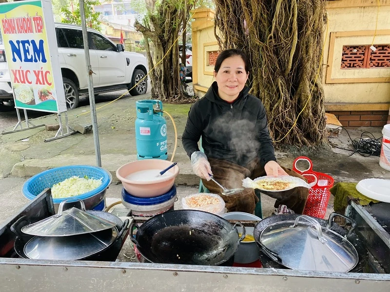 Náo nức “quà chiều”