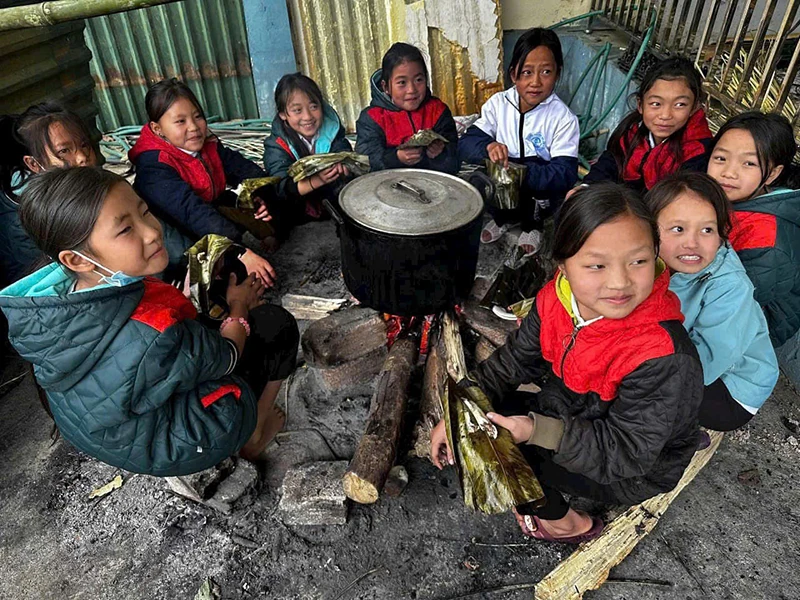 Ngày đông đến trường của học sinh vùng cao