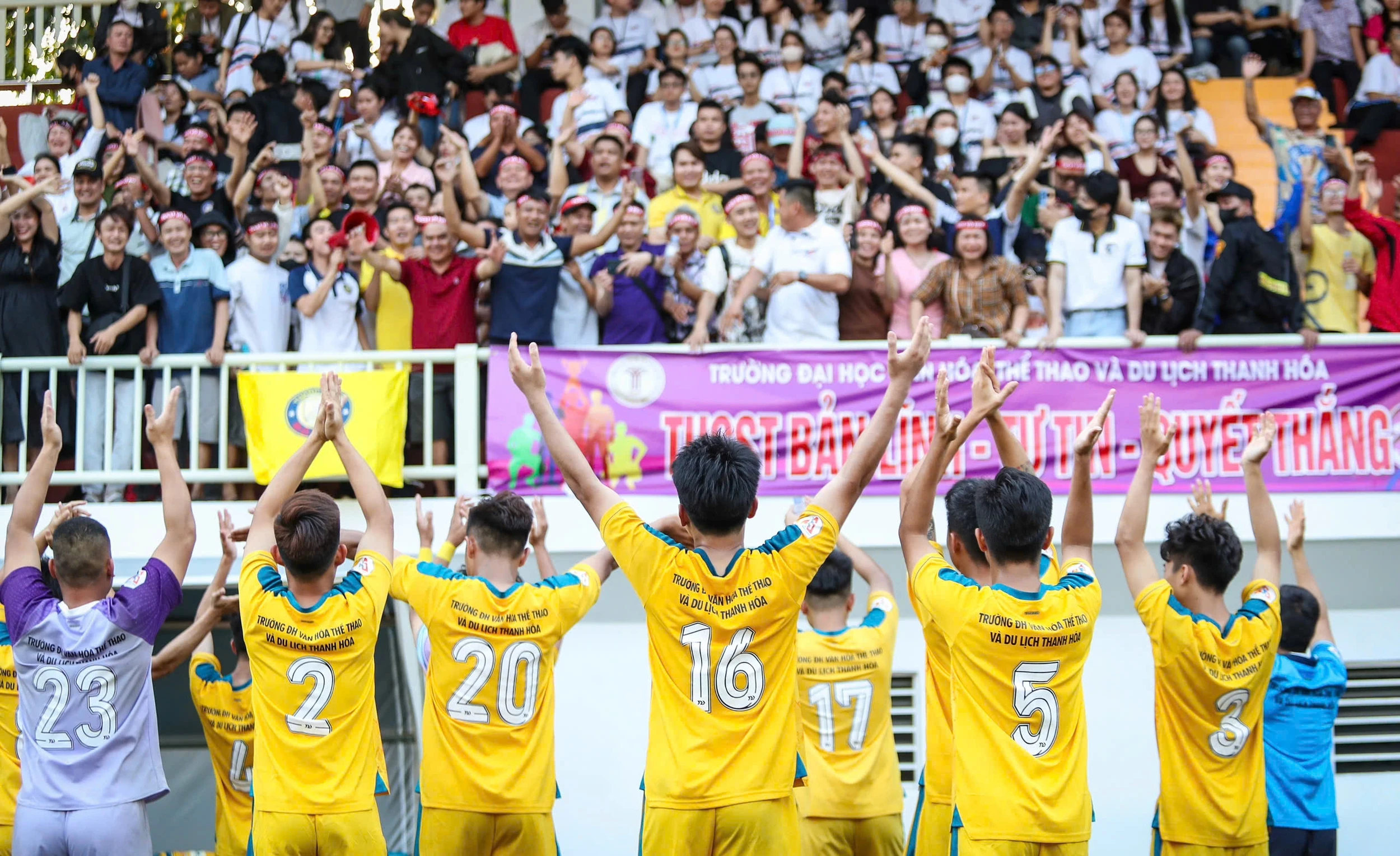 Đội bóng trường ĐH Văn hóa, Thể thao & Du lịch Thanh Hóa và kì tích tại giải Thanh Niên Sinh viên