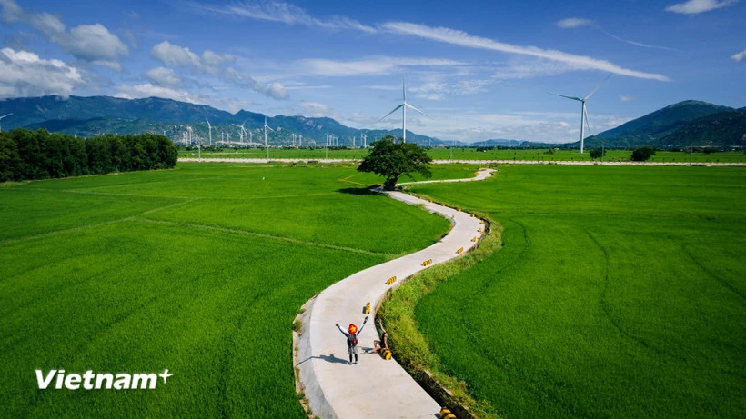 Chính phủ yêu cầu thúc đẩy đồng bộ các giải pháp phát triển du lịch bền vững