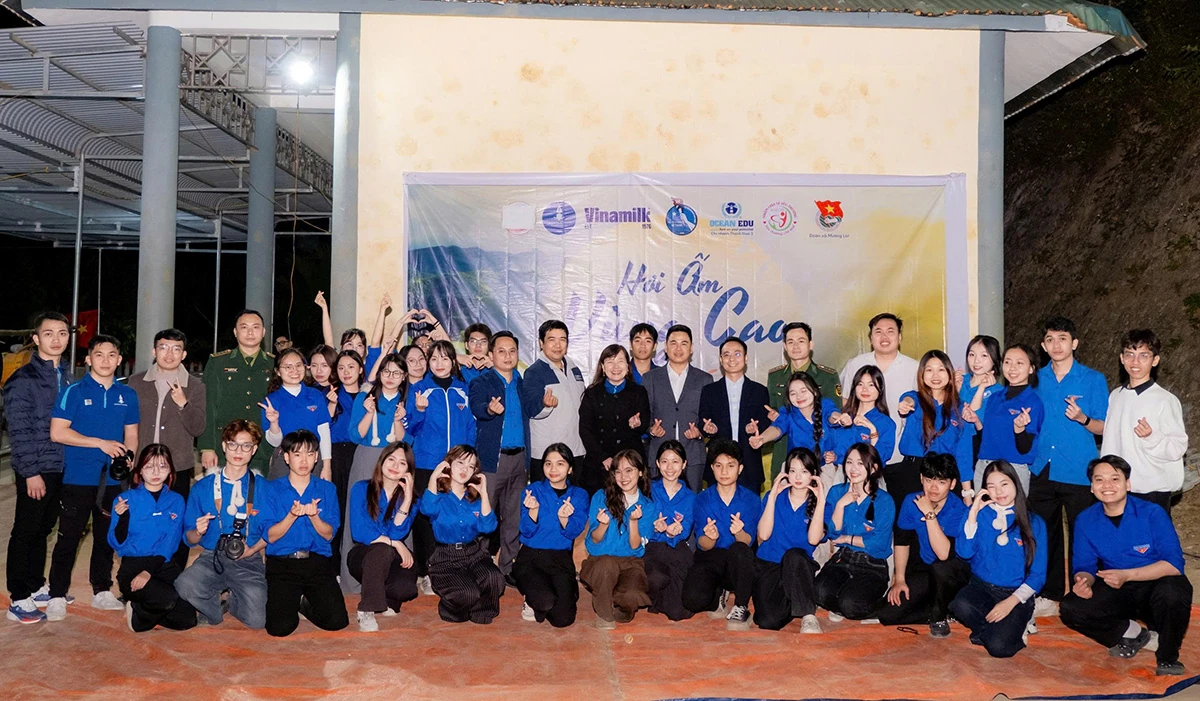 “Hơi ấm vùng cao 2026” lan tỏa yêu thương nơi bản biên giới Chiên Pục