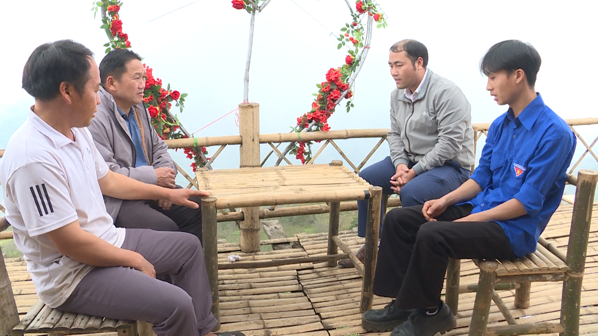 Làm giàu trên đình Pha Đén