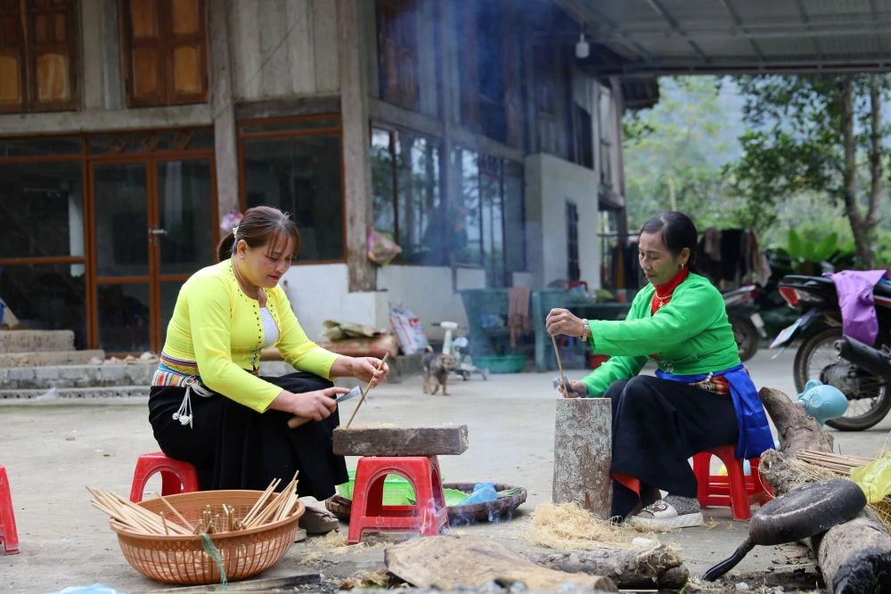 Hấp dẫn không gian văn hóa Mường xã Thạch Quảng