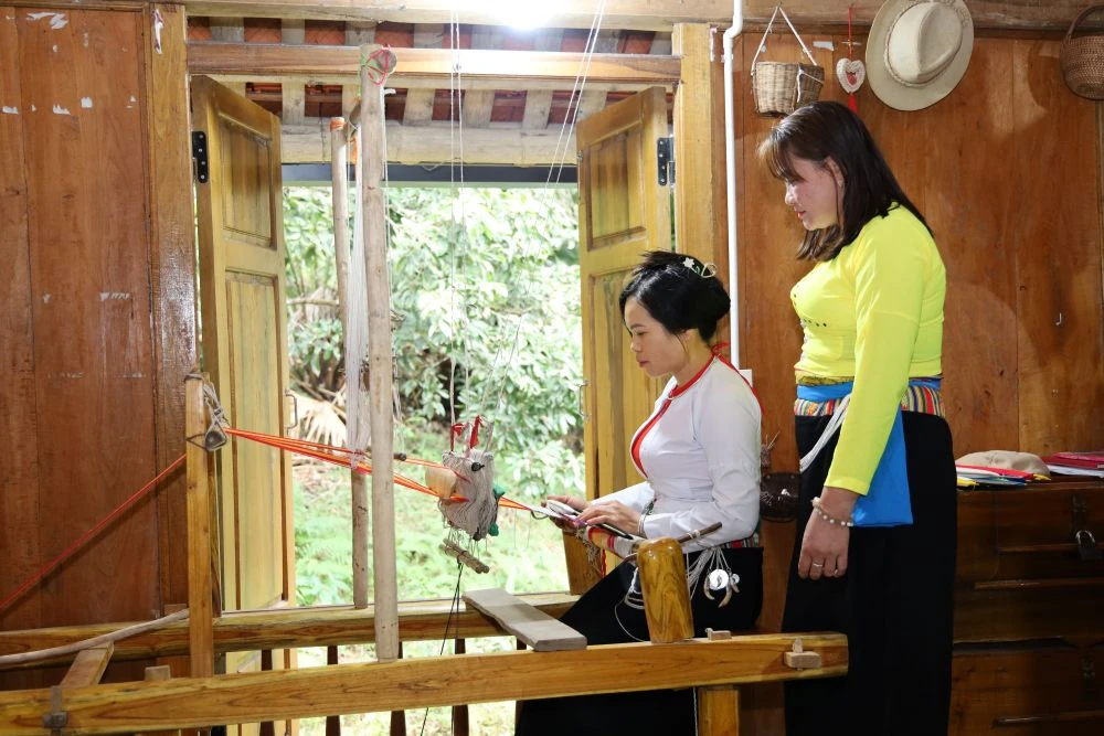 Hấp dẫn không gian văn hóa Mường xã Thạch Quảng