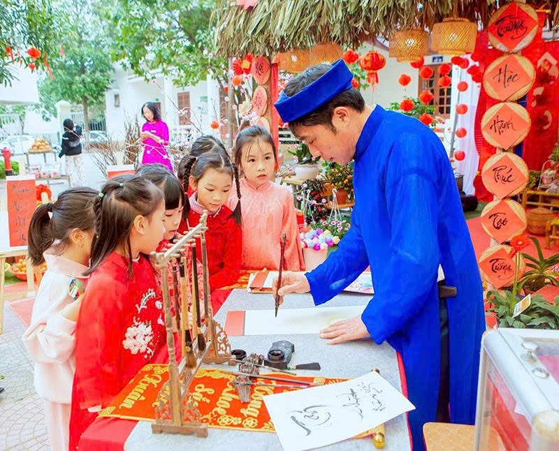 Dạy trò yêu tết xưa