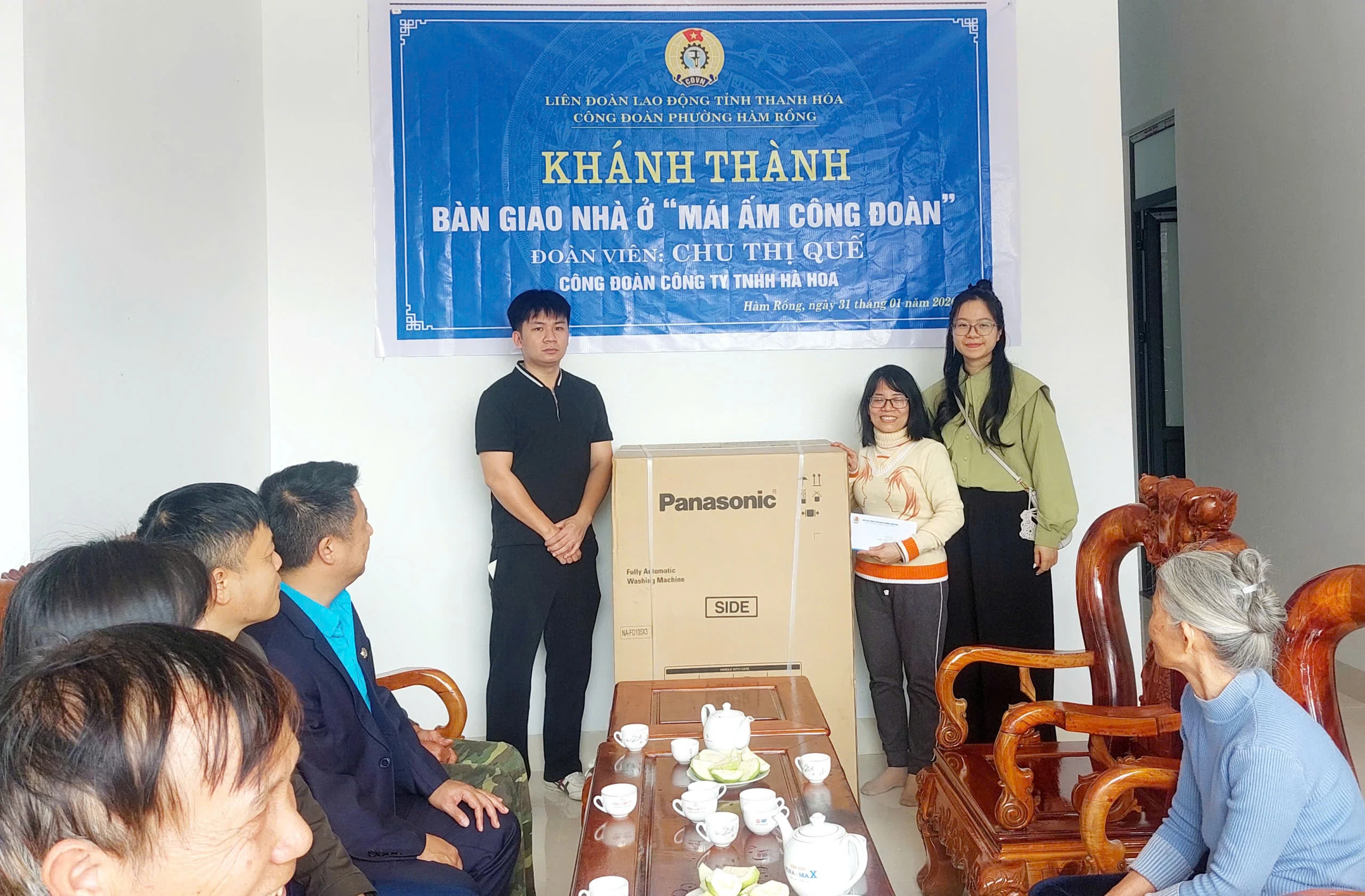 Công đoàn phường Hàm Rồng trao nhà “Mái ấm Công đoàn” cho hội viên khó khăn