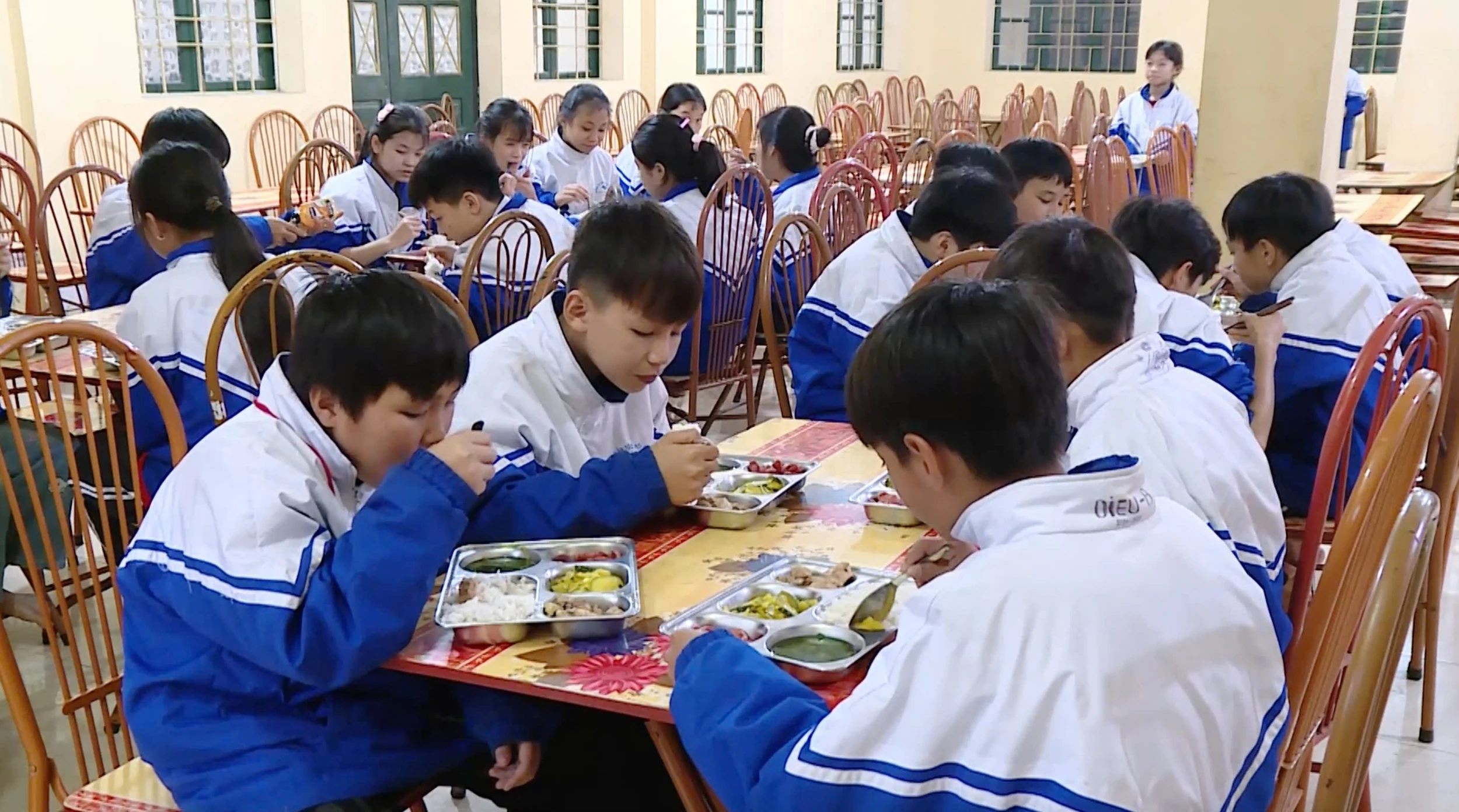 Nghị định 66 – điểm tựa để học sinh vùng cao đến trường