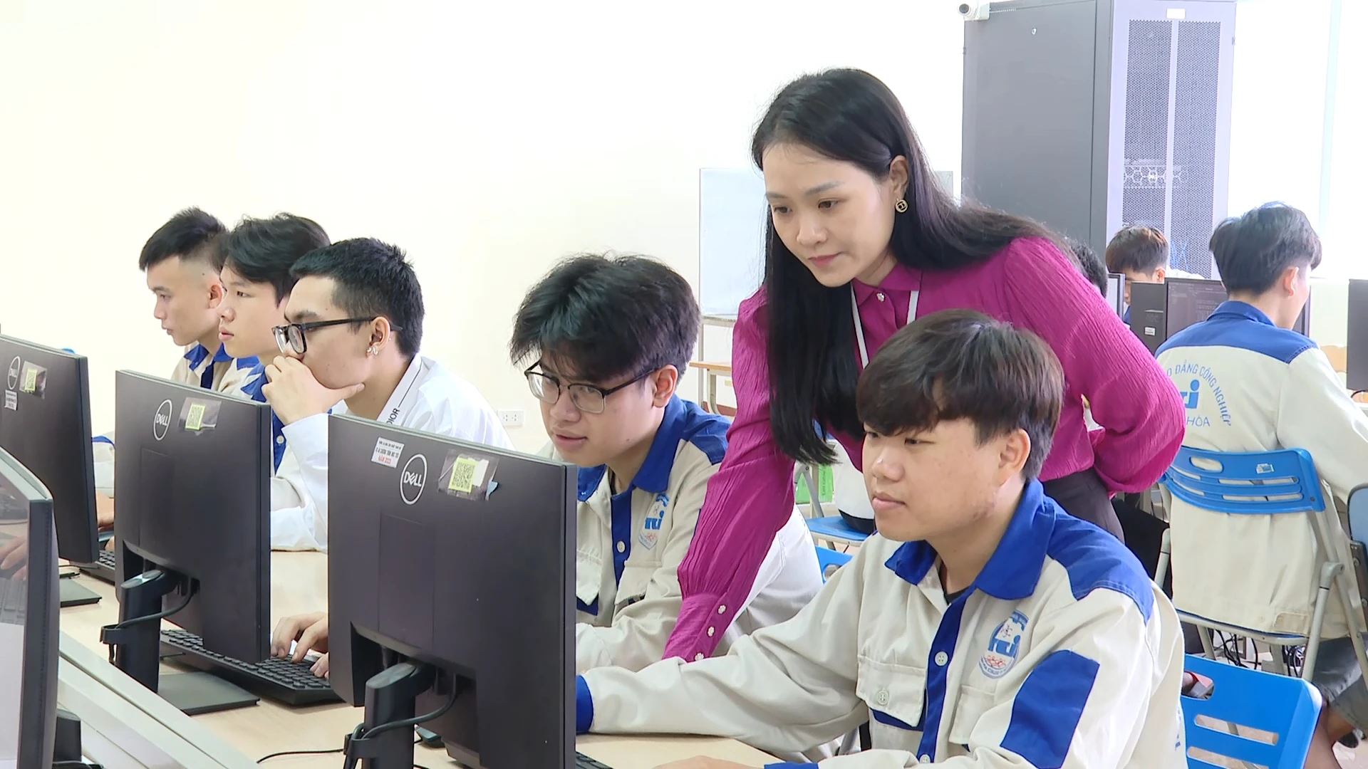 Học nghề - hướng lập nghiệp cho giới trẻ