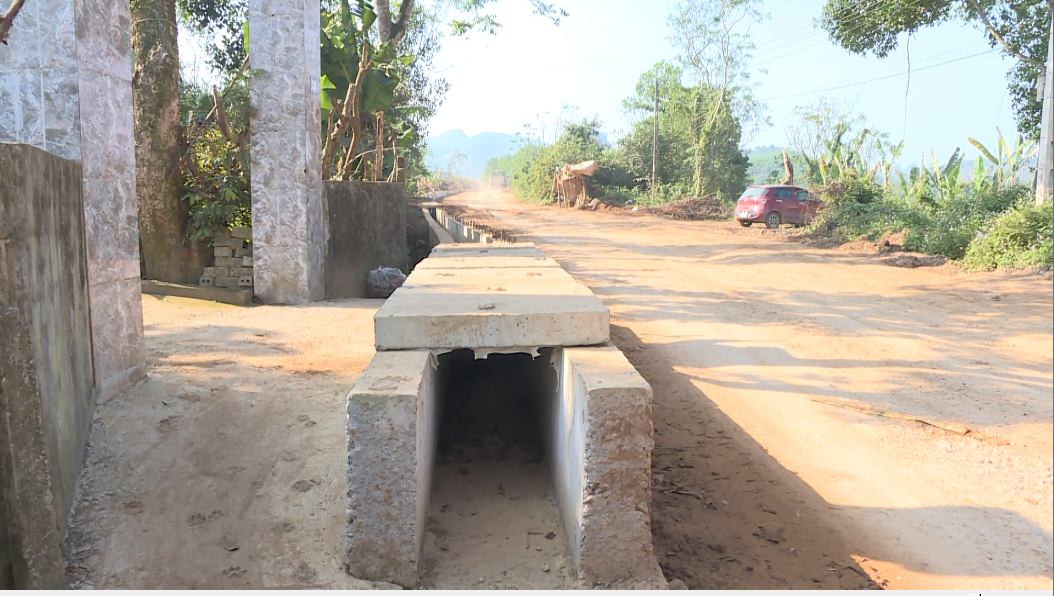 Dự án thi công dở dang tiềm ẩn nguy cơ mất an toàn giao thông