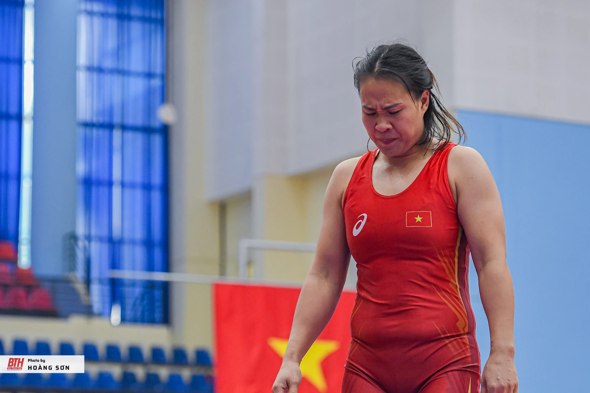 Giọt nước mắt trên thảm đấu và ký ức không quên của “nữ hoàng” vật xứ Thanh