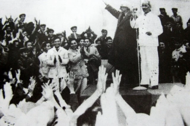 Ngày này năm xưa (2/2): Công nhân Nhà máy cơ khí Hà Nội đón Bác Hồ