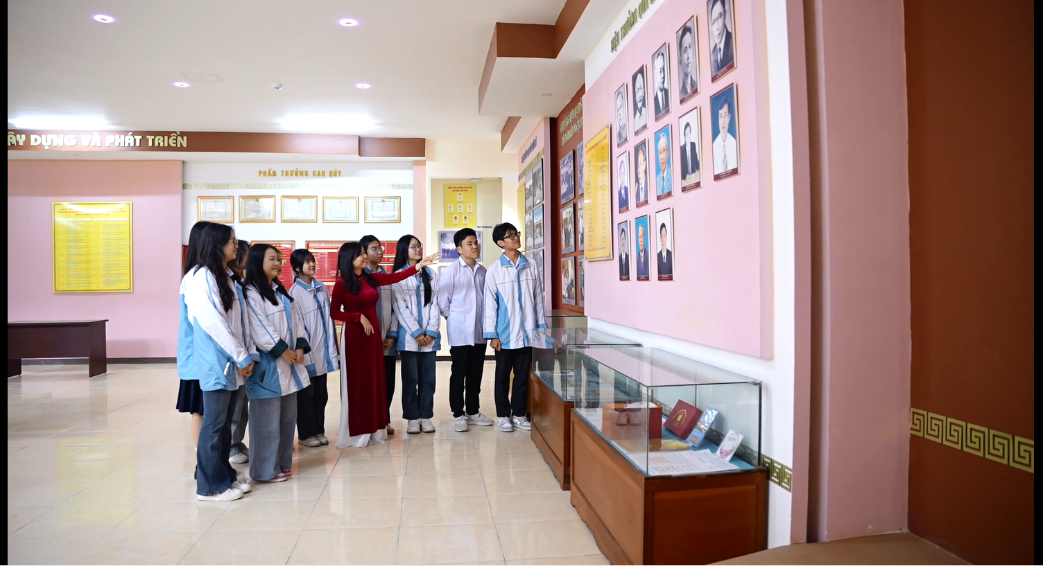 Chạm đến vinh quang