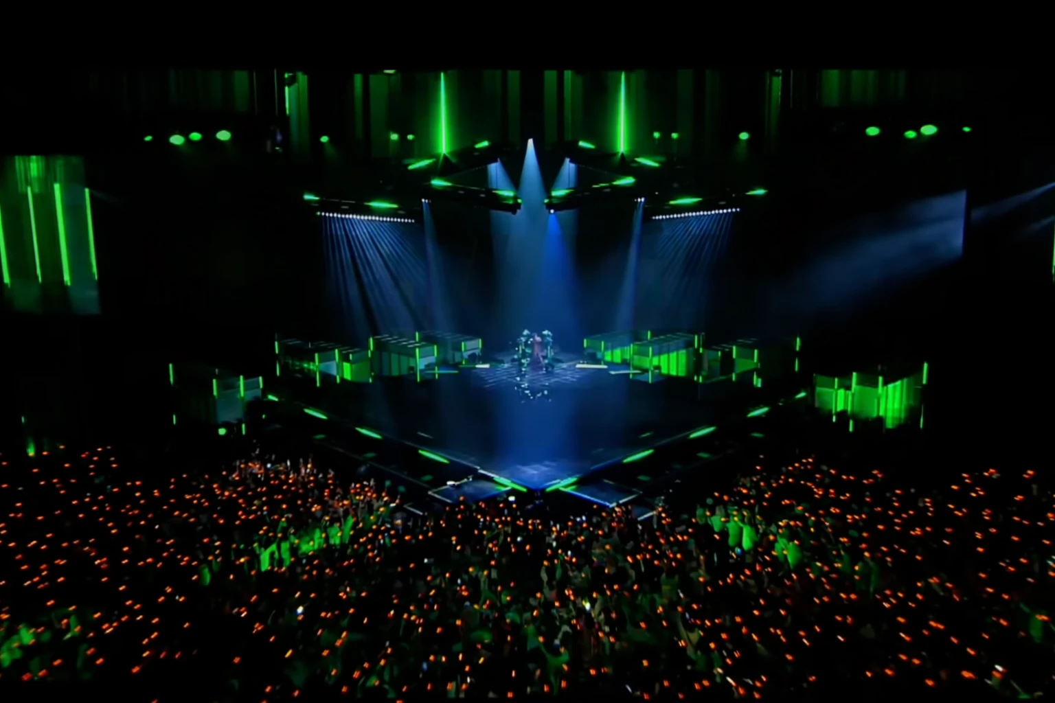 Khi lời văn ngân lên câu hát