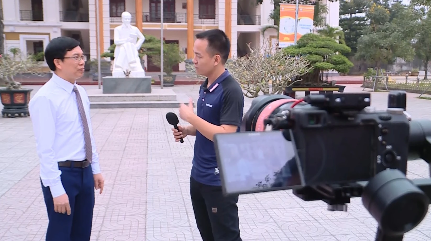 “Số hóa” tình yêu quê hương