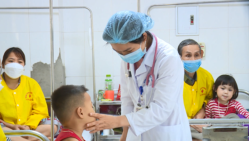 Số lượng bệnh nhi cần truyền máu tăng đột biến trong những ngày cận Tết