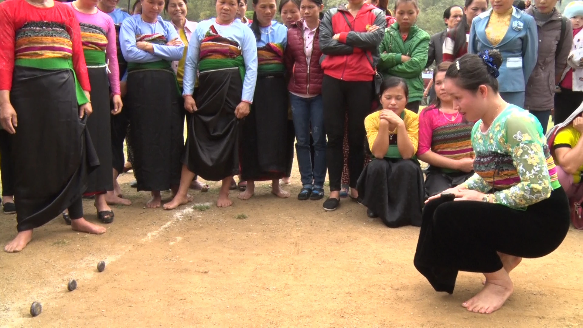 “Tó mắc lẹ” - Trò chơi độc đáo ngày xuân