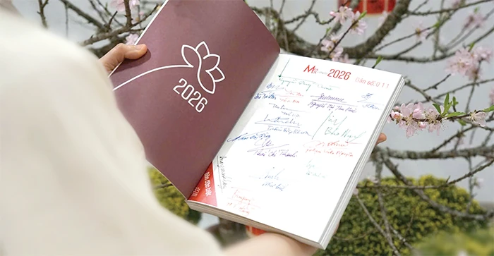 Tết - căn cước của người Việt