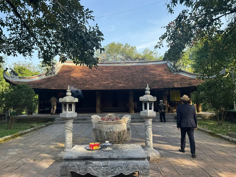 Mùa xuân năm ấy, Lê Hoàn thắng Tống - bình Chiêm