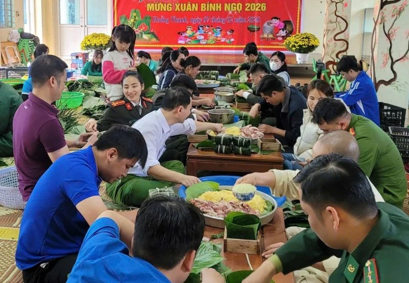 Biên giới rộn ràng sắc xuân