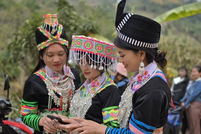 Biên giới rộn ràng sắc xuân