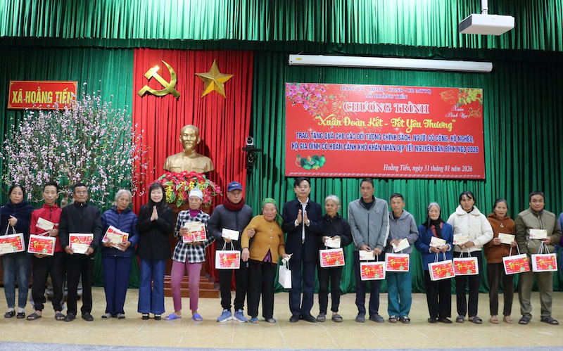 Xã Hoằng Tiến chăm lo Tết cho hộ nghèo: Xuân đến từ sự sẻ chia