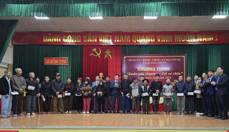 Hội Doanh nghiệp xã Quảng Chính chung tay chăm lo Tết cho người nghèo