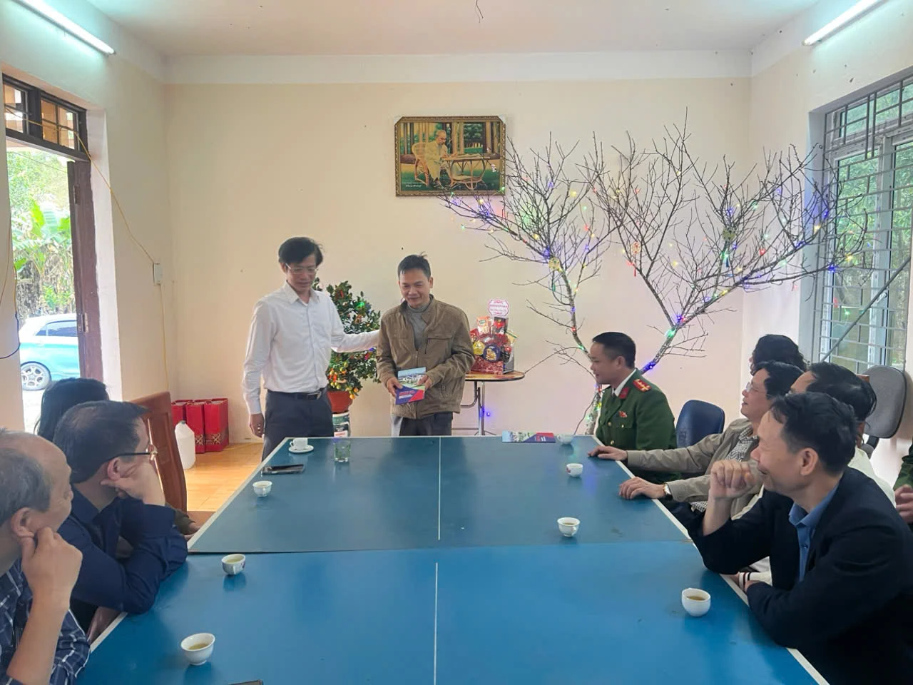 Tết của những người đưa “cánh sóng” vươn xa