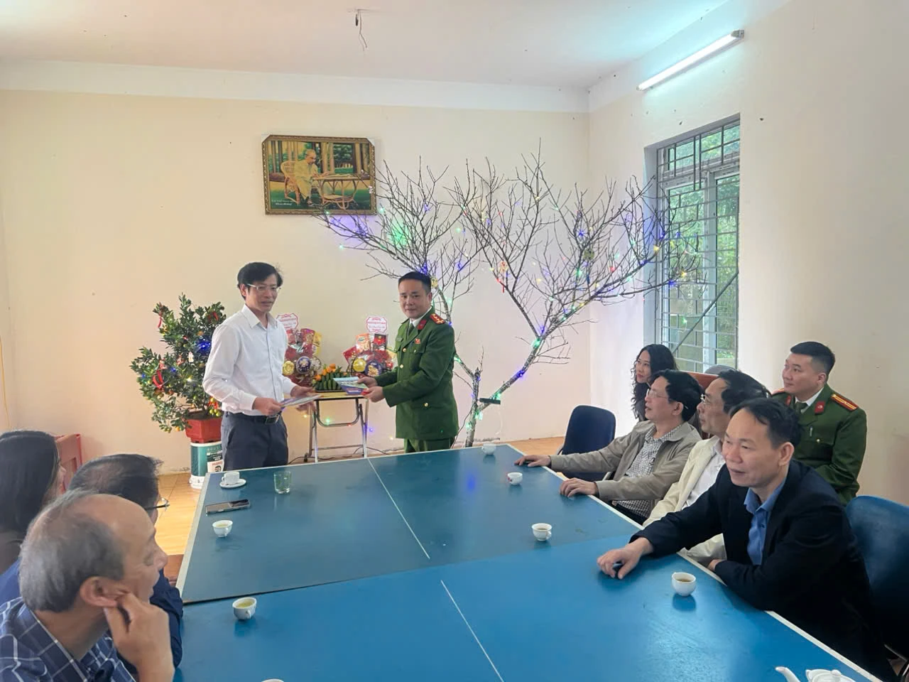 Tết của những người đưa “cánh sóng” vươn xa